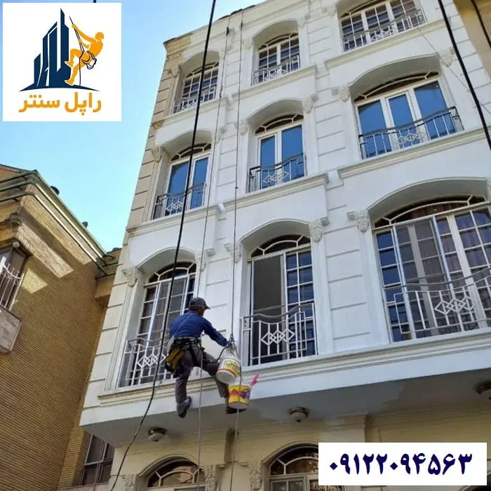 رنگ آمیزی نمای ساختمان با طناب