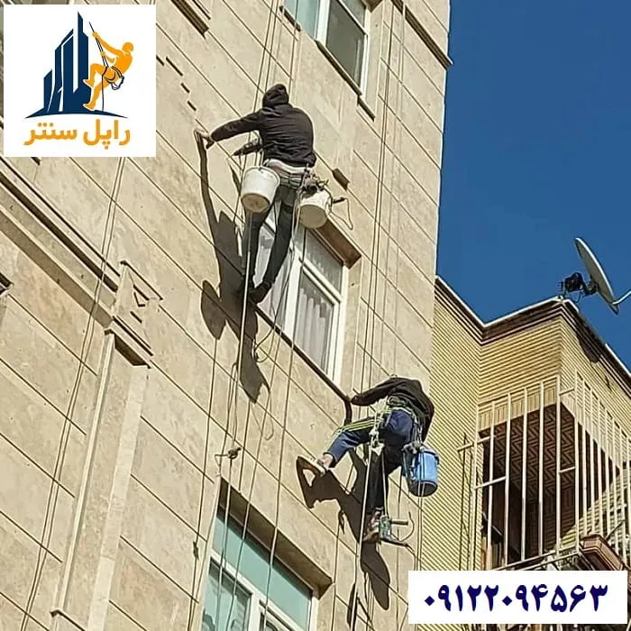 مجری پیچ کردن سنگ نمای ساختمان