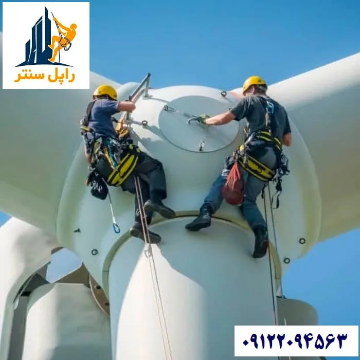 آموزش کار با طناب در ارتفاع